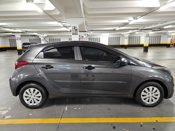 HYUNDAI HB20 1.0 UNIQUE 12V FLEX 4P MANUAL